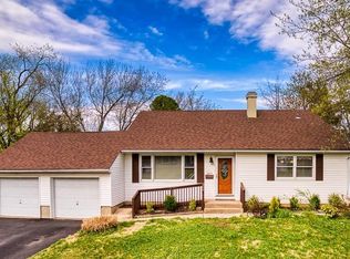 1427 Seneca Rd, North Brunswick, NJ 08902