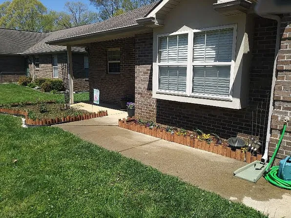 115 Park Pl, Greeneville, TN 37743