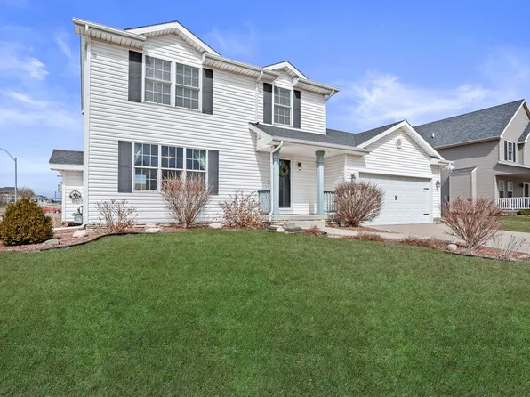 701 NE 12th St, Grimes, IA 50111