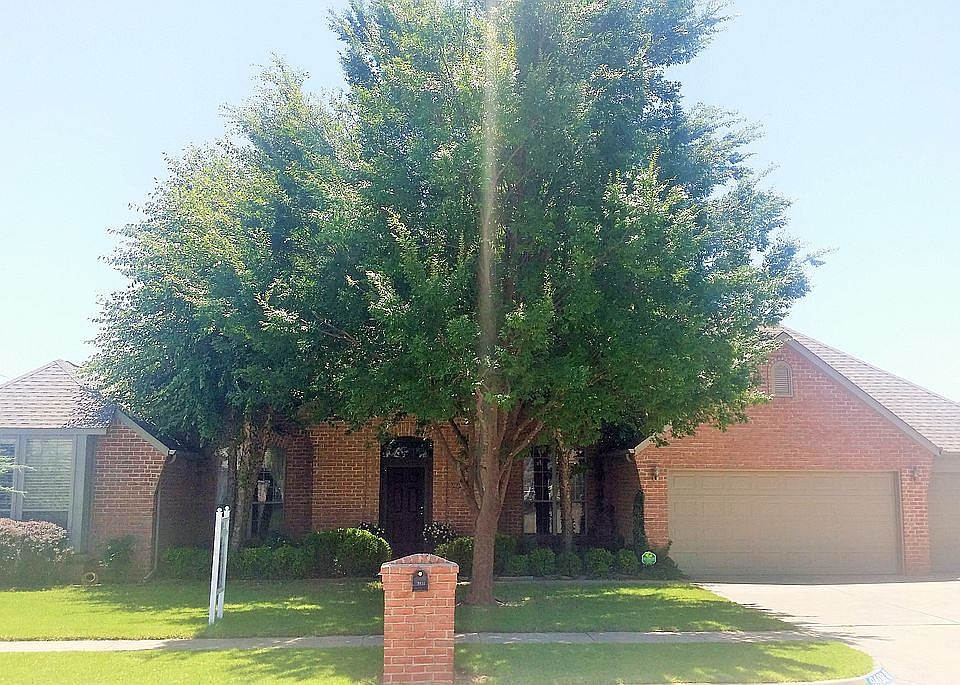 1st image of 9408 SW 32nd Ter