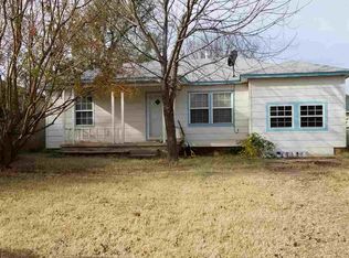 703 S 7th St, Marlow, OK 73055
