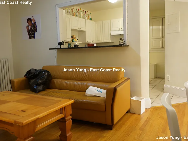 54 Egmont St #1 — Photo 12