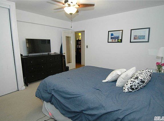 5th image of 67-11 Yellowstone Blvd #4F