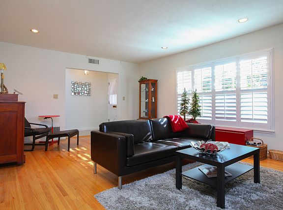 5th image of 825 Maryhurst Dr