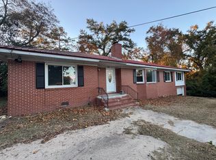 1432 Lakeview Cir, Macon, GA 31206