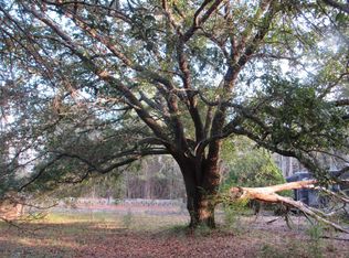 7518 Augusta Hwy, Smoaks, SC 29481