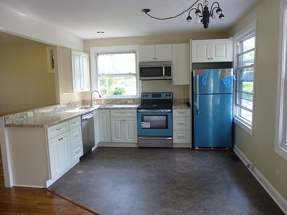 New Cabinets and counters