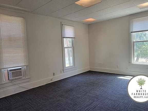 4th image of 603 W 1st St