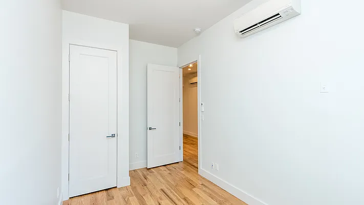 Rented by Nooklyn NYC LLC | media 57