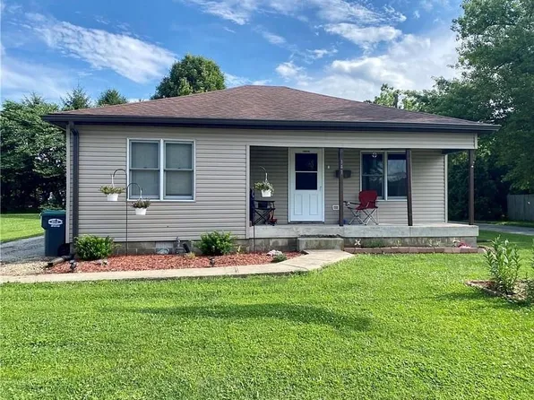 141 W 4th St, Greensburg, IN 47240