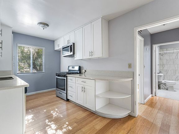 4th image of 218 S Avenue 66 #7