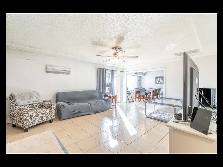 1312 Val Genes Rd — Photo 1