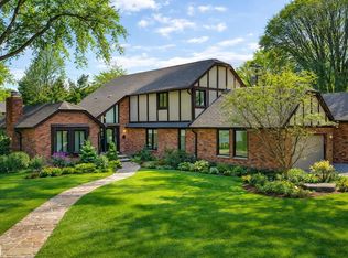 1030 Bishop Rd, Grosse Pointe Park, MI 48230