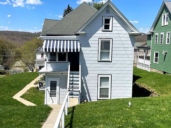 3rd image of 407 Bissell Ave