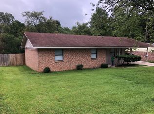1308 Faye St, Mena, AR 71953