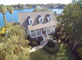 1178 Waterfront Dr, Mount Pleasant, SC 29464