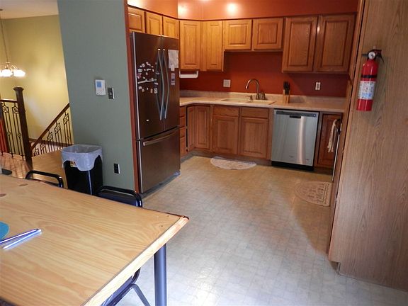 4th image of 3611 W Parkview Dr