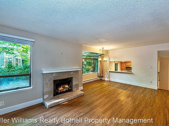 5th image of 10017 NE 122nd St APT A