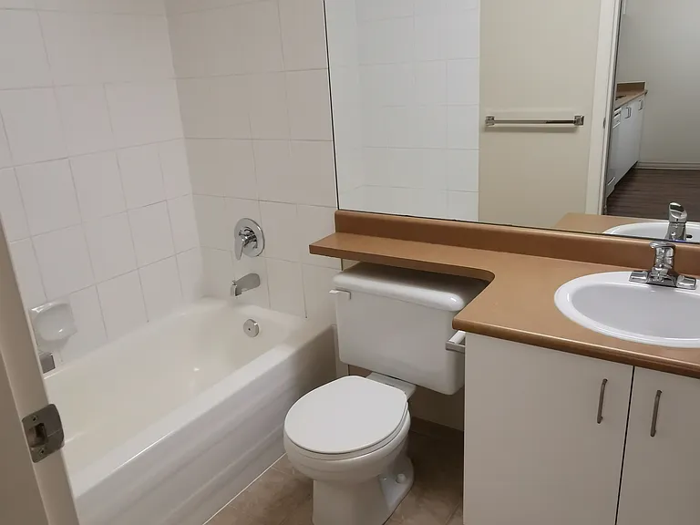 3528 Vanness Ave — Photo 25