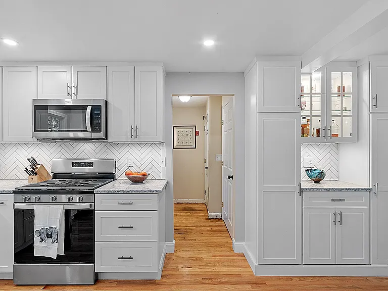 21 Eldridge Rd — Photo 9