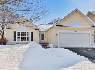 397 Meadowview Ln, Aurora, IL 60502