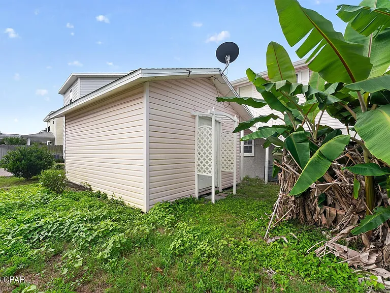 14108 Pelican St — Photo 29