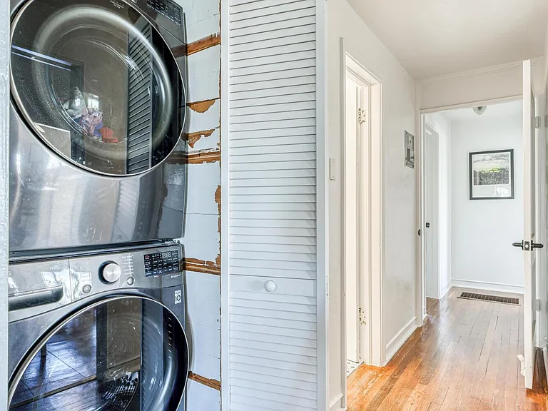 1300 Randolph Dr — Photo 34
