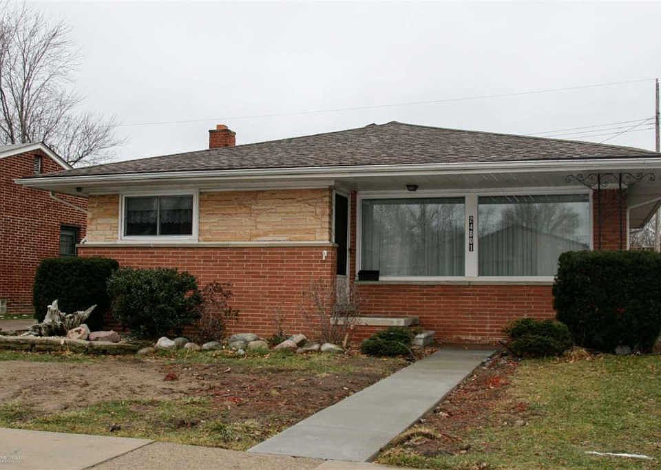 1st image of 24801 Wood St