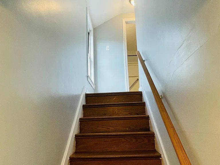 1305 Highland Ave — Photo 18