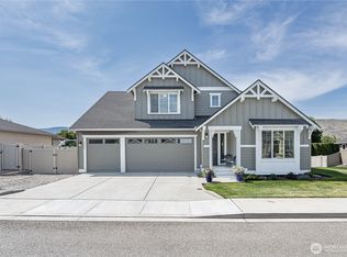 2028 Legacy Pl SE, East Wenatchee, WA 98802