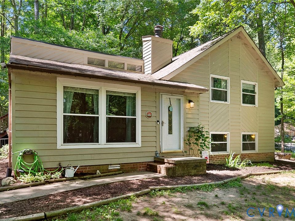 1st image of 13315 Farm Crest Ct
