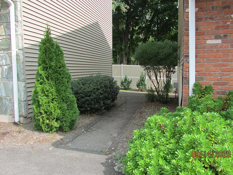 Marine St — Photo 6