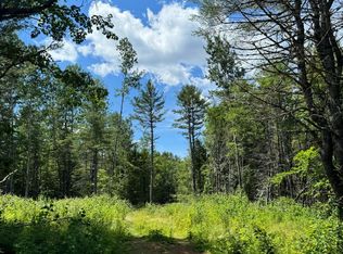 61 Log Cabin Ln, Palermo, ME 04354