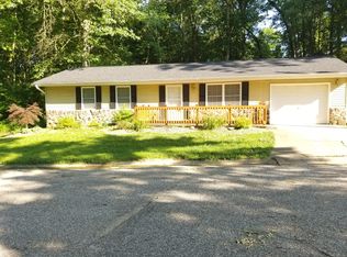 100 Park Ln, Oolitic, IN 47451