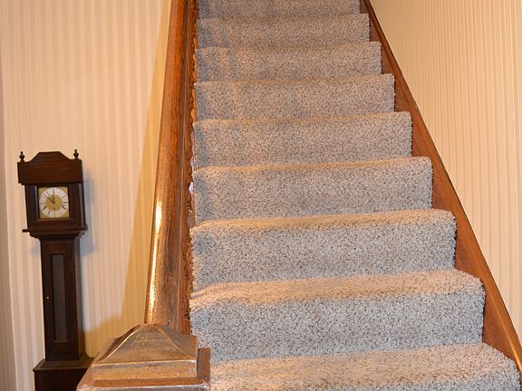 3rd image of 1633 Elkton Pl