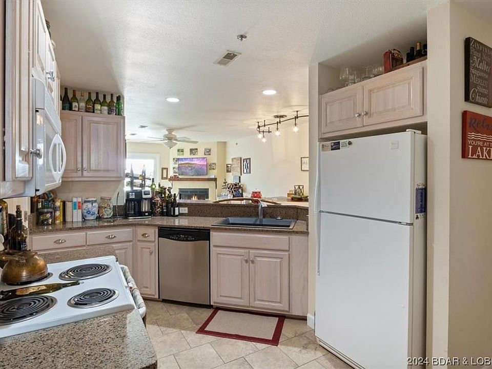 222 Park Place Ln #2-C, Kaiser, MO 65047 | Zillow