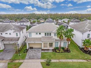 2608 Yountville Ave, Kissimmee, FL 34741
