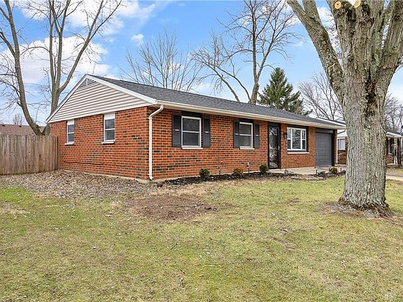 2nd image of 2207 Carolina Dr