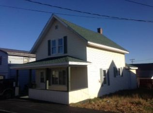 106 4th Ave, Madawaska, ME 04756