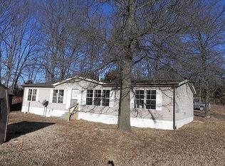 2500 W Blakemore Rd, Sturgeon, MO 65284