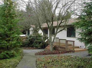 10729 E Riverside Dr, Bothell, WA 98011
