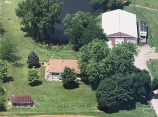 924 Banta Rd, Lowpoint, IL 61545