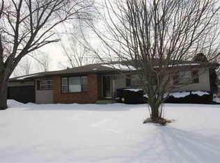 2524 N Bootmaker Dr, Beloit, WI 53511