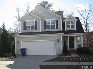 413 Holly Thorne Trce, Holly Springs, NC 27540