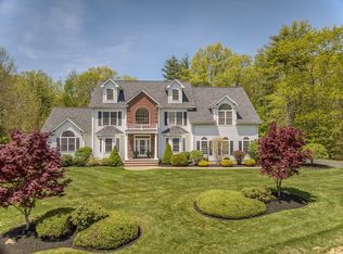 16 Cardiff Rd, Windham, NH 03087