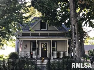 407 N High St, Port Byron, IL