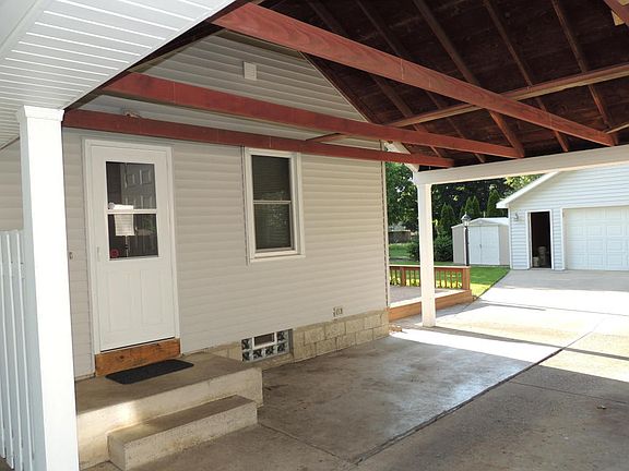 5th image of 421 Fontenelle St SE
