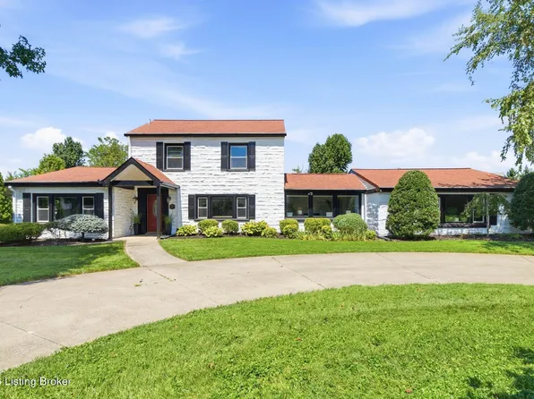 6703 Woodhaven Rd, Louisville, KY 40228