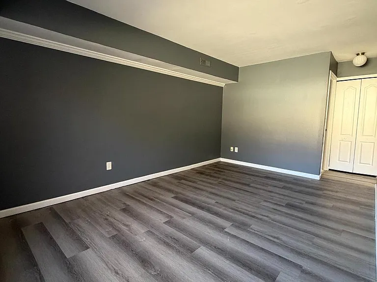 2703 Mimosa Ct — Photo 10