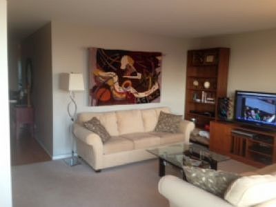 1st image of 3930 N Pine Grove Ave #8